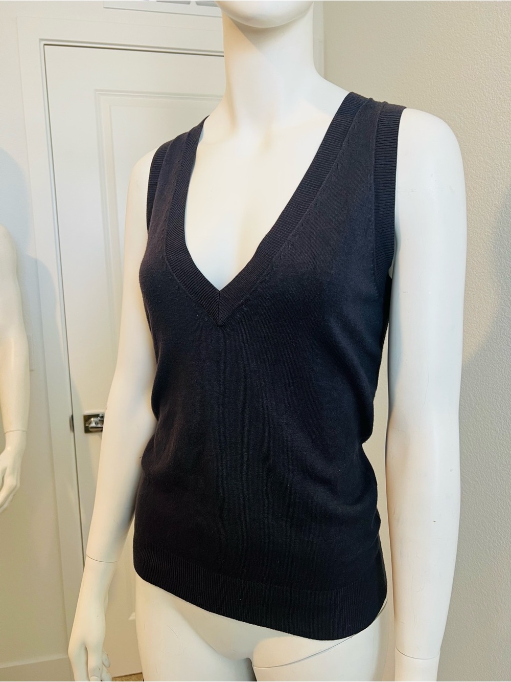 Zara Deep V-Neck Sleeveless Knit Tank Top - Black